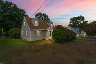 5 Cornell St, Plainville, CT 06062 - Photo 1