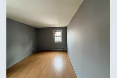 240 Oak Street #13, Bridgeport, CT 06604 - Photo 1