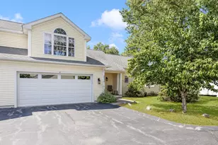 9 Isabella's Pl, Killingly, CT 06239 - Photo 1