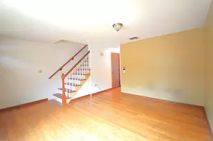 246 Woodford Ave, Plainville, CT 06062 - Photo 1