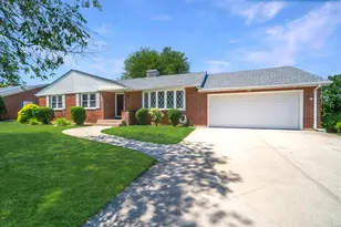 126 Juniper Ln, Berlin, CT 06037 - Photo 1