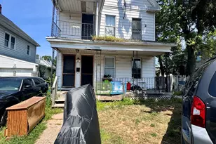 15 Walnut St, West Haven, CT 06516 - Photo 1