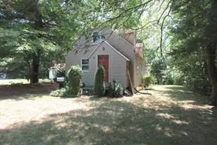 7 Pickney Ave, Plainville, CT 06062 - Photo 1