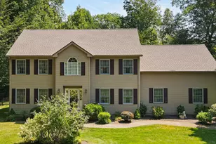 7 Oakwood Ln, Hamden, CT 06518 - Photo 1