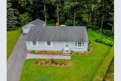 40 Grove Place, Danbury, CT 06810 - Photo 1