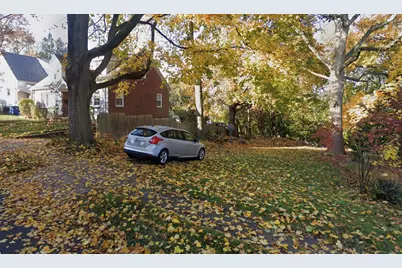 138 Beacon Avenue, New Haven, CT 06512 - Photo 1