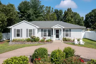 31 Merrill Rd, Clinton, CT 06413 - Photo 1