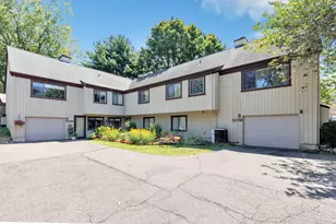 535 Narraganset Ln, Stratford, CT 06614 - Photo 1