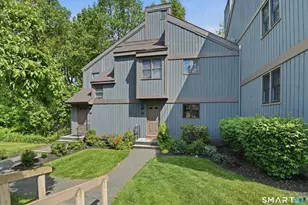 102 Heatherwood Dr, Brookfield, CT 06804 - Photo 1