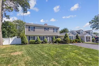 19 Assisi Way, Norwalk, CT 06851 - Photo 1