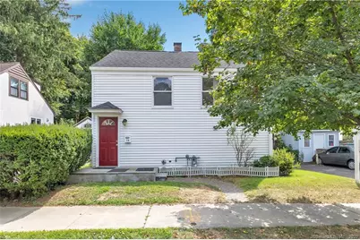 11 Hallmark Place, Stamford, CT 06906 - Photo 1