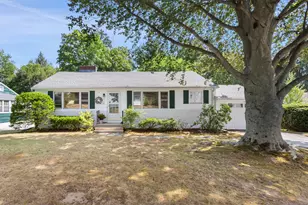 83 Luciani Rd, Woodbridge, CT 06525 - Photo 1