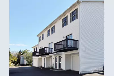 14 Dora Street #4, Stamford, CT 06902 - Photo 1