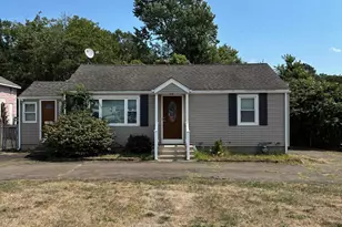123 Quinnipiac Ave, North Haven, CT 06473 - Photo 1