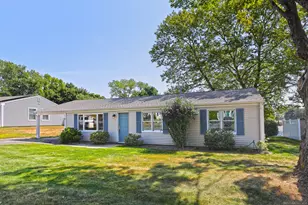 4 Hughes Cir, Ansonia, CT 06401 - Photo 1