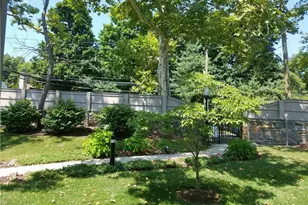 64 Stoneridge Cir, Stamford, CT 06902 - Photo 1