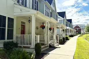 47 Sherwood St, Mansfield, CT 06268 - Photo 1