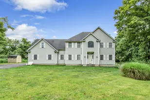 6 Wisteria Ln, Oxford, CT 06478 - Photo 1