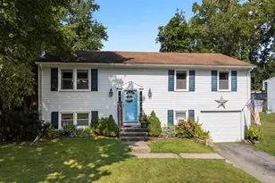 155 Fawn Hill Dr, Westbrook, CT 06498 - Photo 1