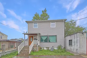 171 Jones Ave, Bridgeport, CT 06604 - Photo 1