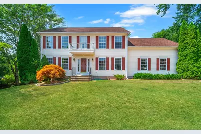 112 Sky View Circle, Hamden, CT 06514 - Photo 1