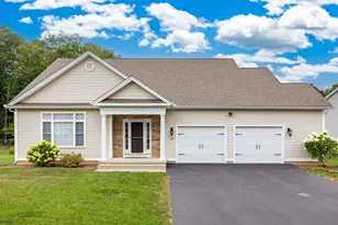 150 Longview Dr, Manchester, CT 06040 - Photo 1