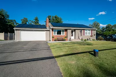 20 Hill Street, Bristol, CT 06010 - Photo 1