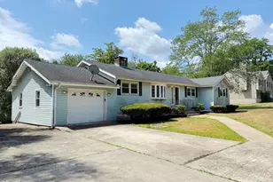 762 Woodin St, Hamden, CT 06514 - Photo 1