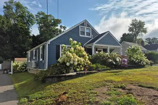 468 Church St, Wallingford, CT 06492 - Photo 1