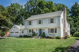 104 Foxcroft Rd, West Hartford, CT 06119 - Photo 1