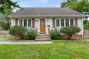 45 Albright Ave, Stratford, CT 06614 - Photo 1