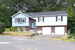 40 Kenneth Cir, Waterbury, CT 06710 - Photo 1