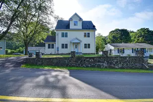 631 High St, Naugatuck, CT 06770 - Photo 1