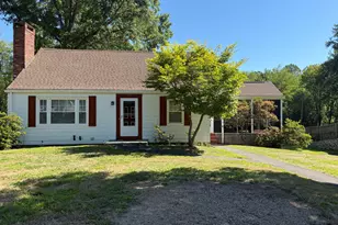 120 Pansy Rd, Fairfield, CT 06824 - Photo 1