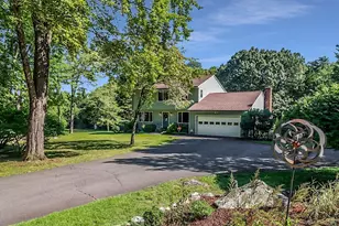 11 Chimney Swift Dr, Newtown, CT 06482 - Photo 1