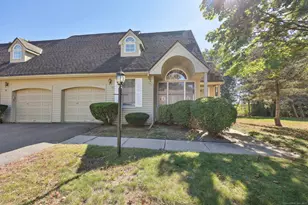 17 Fox Hollow Dr, Windsor Locks, CT 06096 - Photo 1