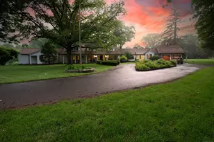 509 Main St N, Woodbury, CT 06798 - Photo 1