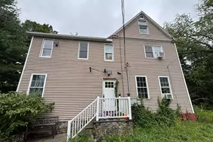 439 Piedmont St, Waterbury, CT 06706 - Photo 1