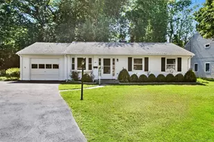 19 Corn Cake Ln, Stamford, CT 06905 - Photo 1