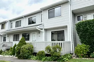 586 Cypress Rd, Newington, CT 06111 - Photo 1