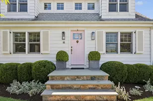 18 Sherwood Dr, Westport, CT 06880 - Photo 1