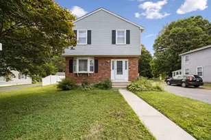 34 Forest St, Farmington, CT 06085 - Photo 1