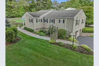 109 Green Acre Lane, Fairfield, CT 06824 - Photo 1