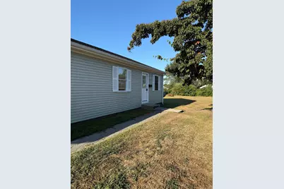 5 Norfolk Court, Groton, CT 06340 - Photo 1