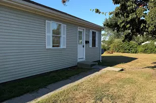 5 Norfolk Ct, Groton, CT 06340 - Photo 1