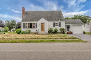 140 Shawmut Ave, North Haven, CT 06473 - Photo 1