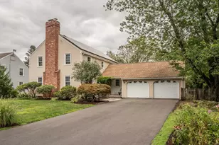 52 Sunrise Hill Dr, West Hartford, CT 06107 - Photo 1