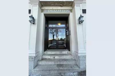 225 Golden Hill Street #1F, Bridgeport, CT 06604 - Photo 1