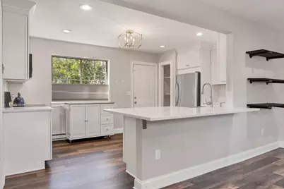 975 Meriden Road #APT 29, Waterbury, CT 06705 - Photo 1