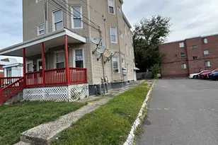 100 Amity St, Hartford, CT 06106 - Photo 1